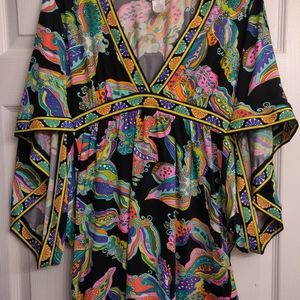 Trina Turk size US Medium Sea Garden Cover Up